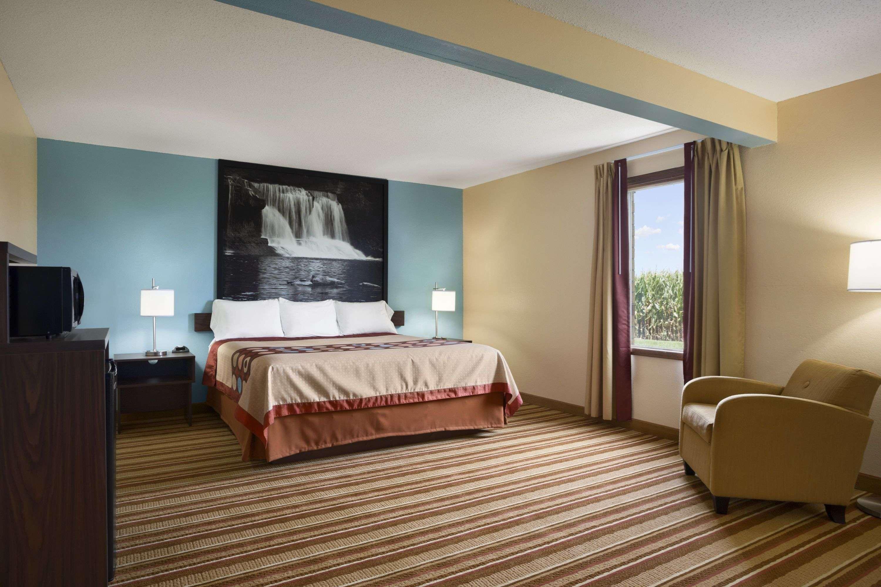 ซูเปอร์ 8 บาย วินด์แฮม แมตตูน Hotel Mattoon ภายนอก รูปภาพ